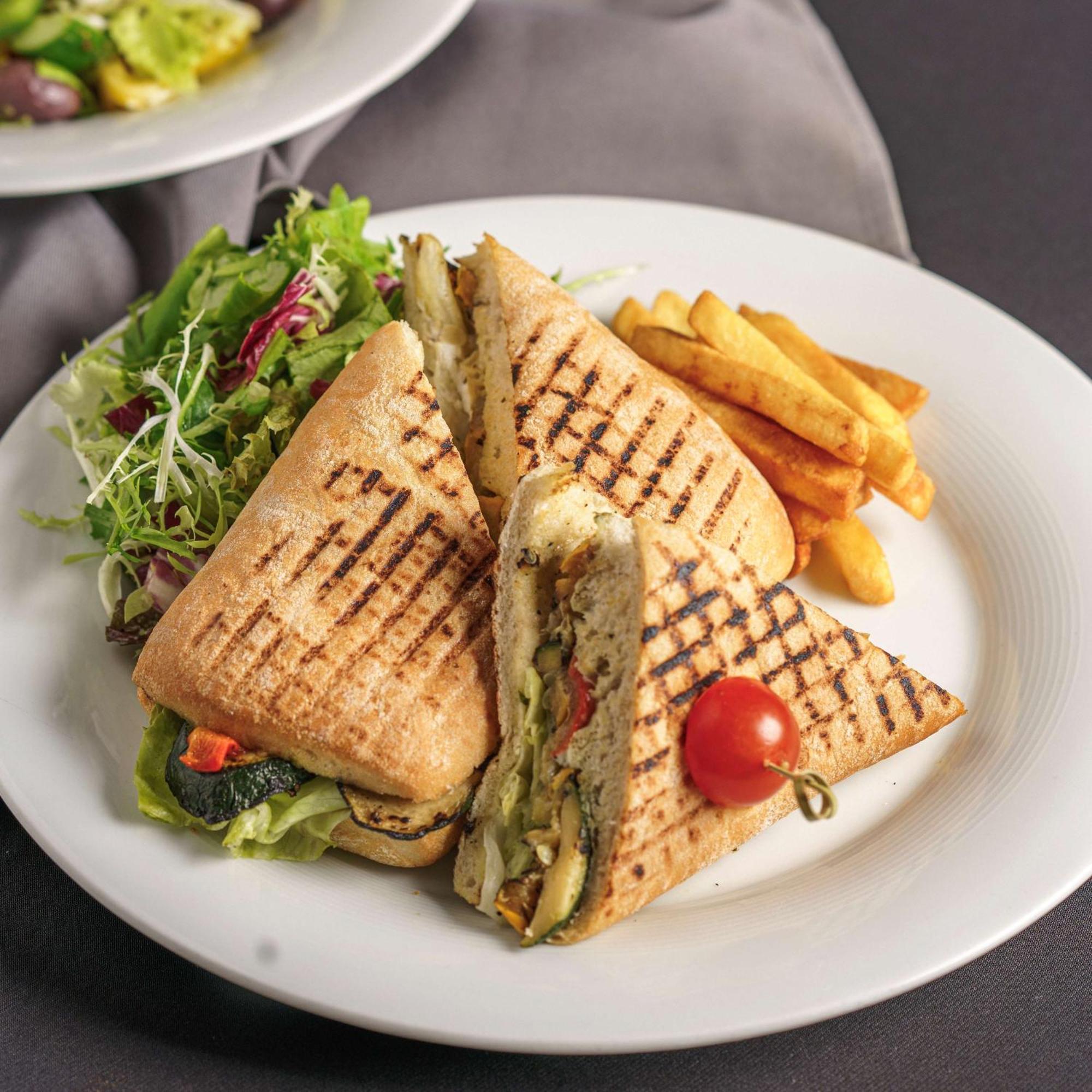 Golden Tulip Hotel Maskat